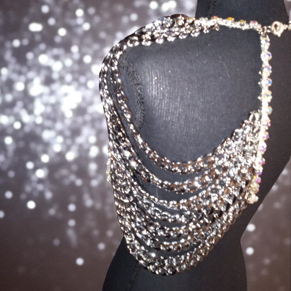 Dramatic Layered Statement Piece - Picture 3 of 3